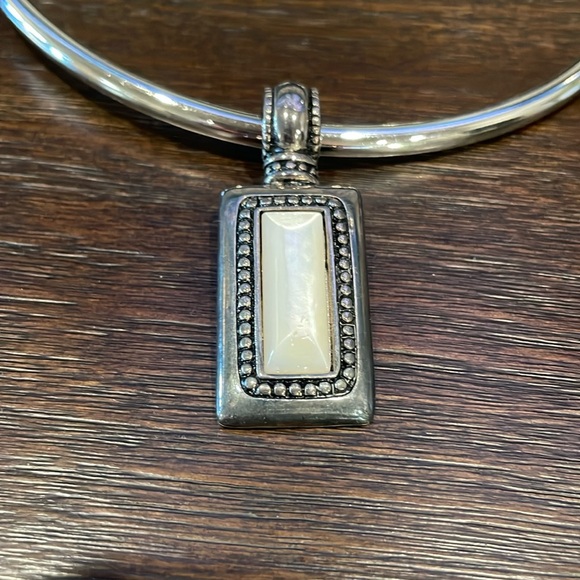 Premier Design silver collar with pendant and earrings - Picture 3 of 5